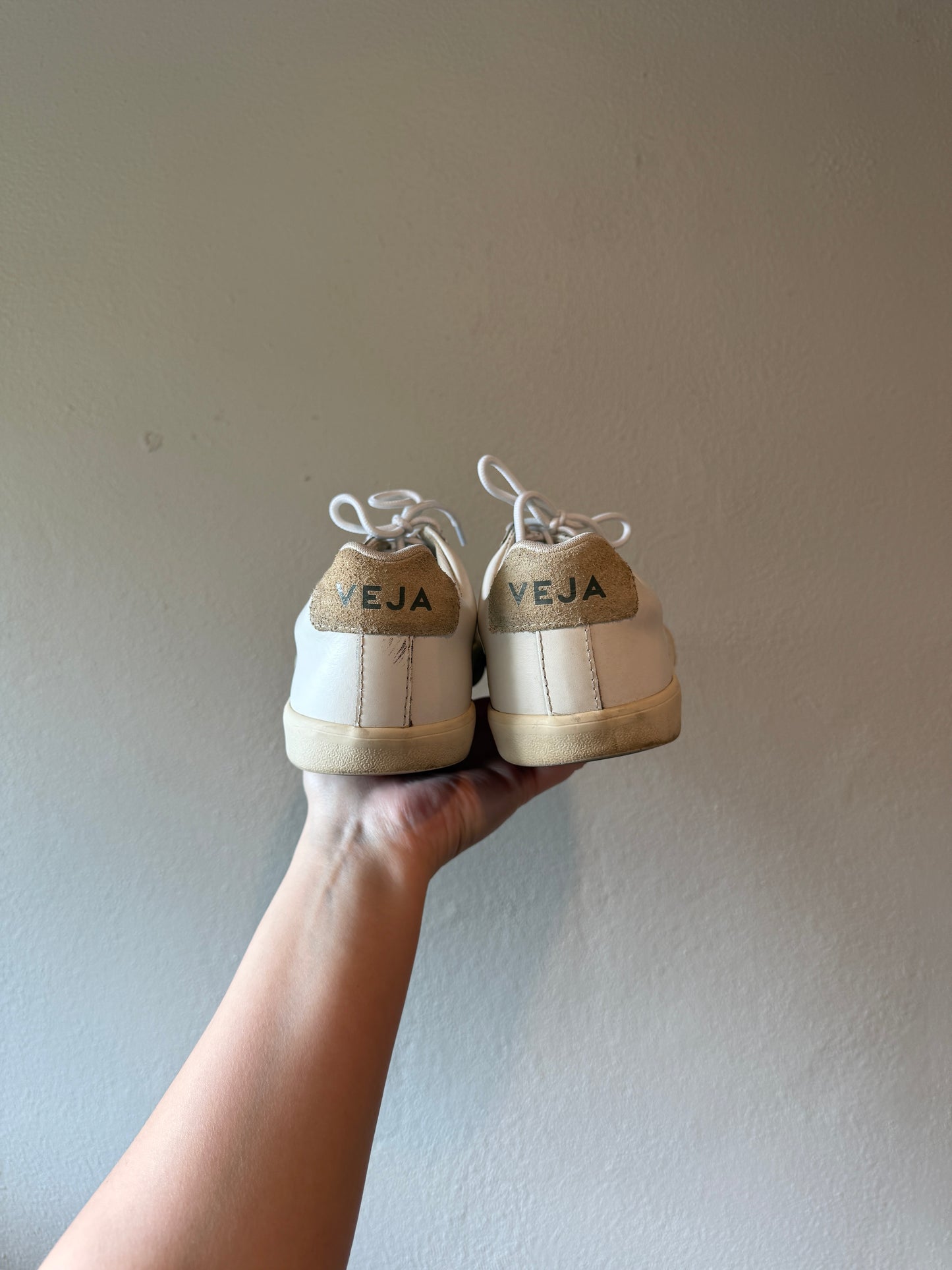 Veja Sneakers